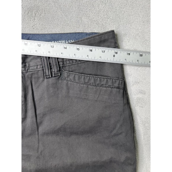 Eddie‎ Bauer Shorts 12 Grey Chino Flat Front Casual Outdoors - Picture 3 of 10